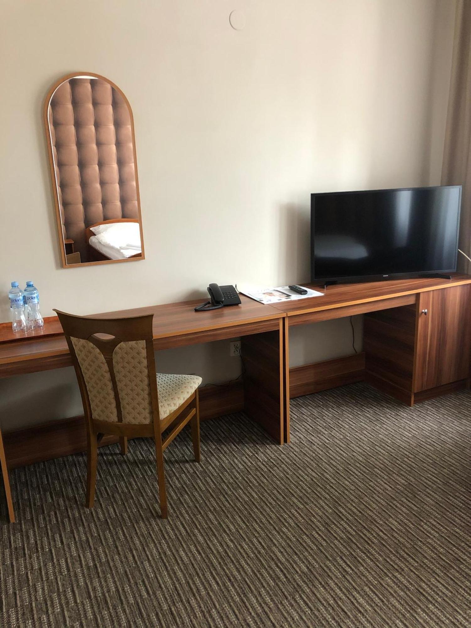 Hotel Krystyna 什奇特诺 外观 照片
