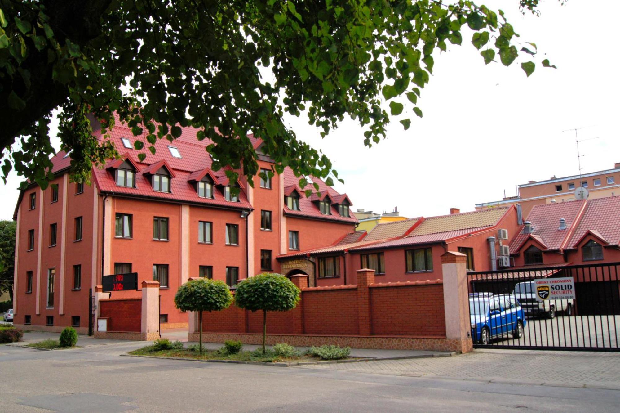 Hotel Krystyna 什奇特诺 外观 照片