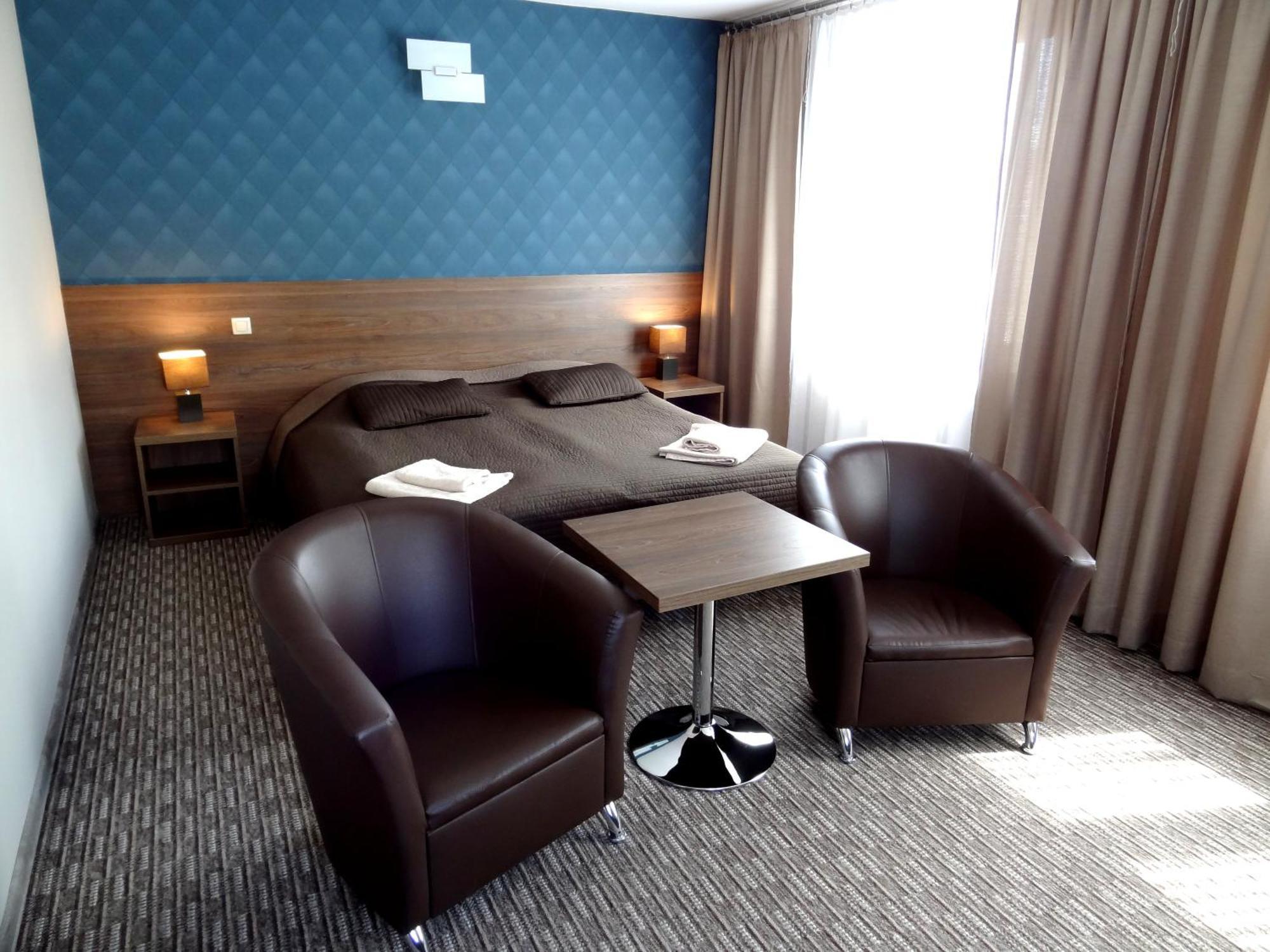 Hotel Krystyna 什奇特诺 外观 照片